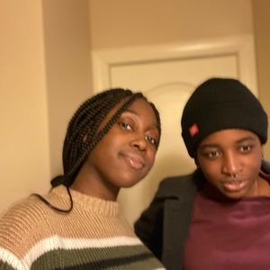 Meet your Posher, Danielle